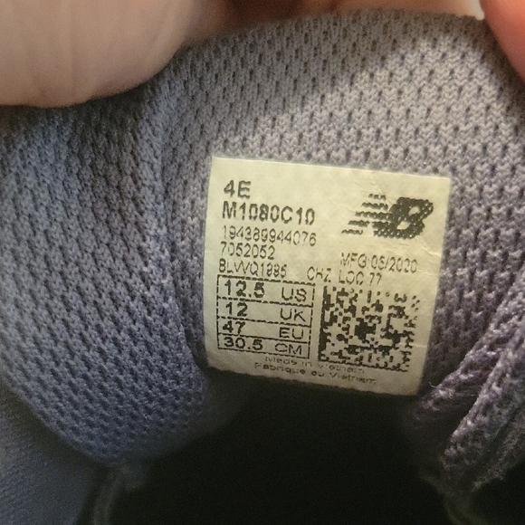 New Balance Gray/Black Fresh Foam 1080 Sneakers - Picture 9 of 9